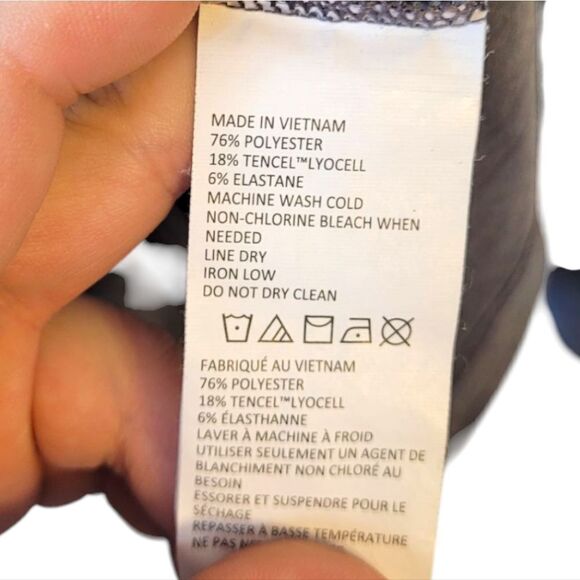 Prana Men's Light Grey Striped Tencel Blend Quarter Zip Pullover - Picture 4 of 5